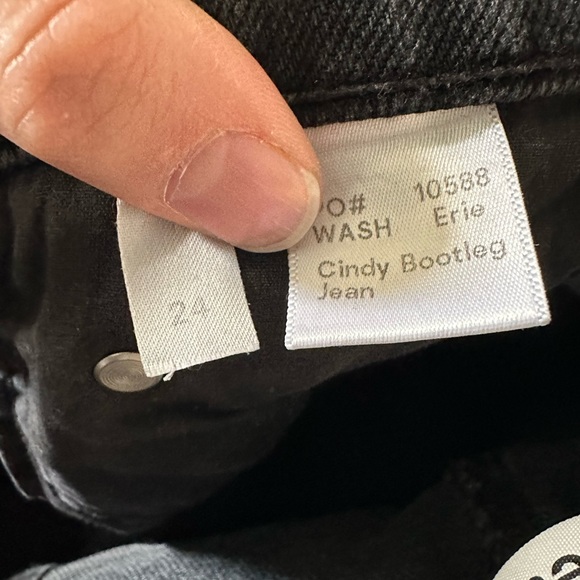 Reformation Jeans Denim Black Cindy Bootleg Jean in Erie Wash size 24 EUC - Picture 8 of 10